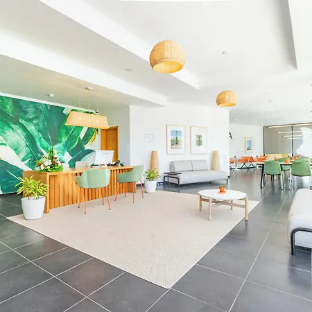 Apartmanhotel By Aqua Natura 4*