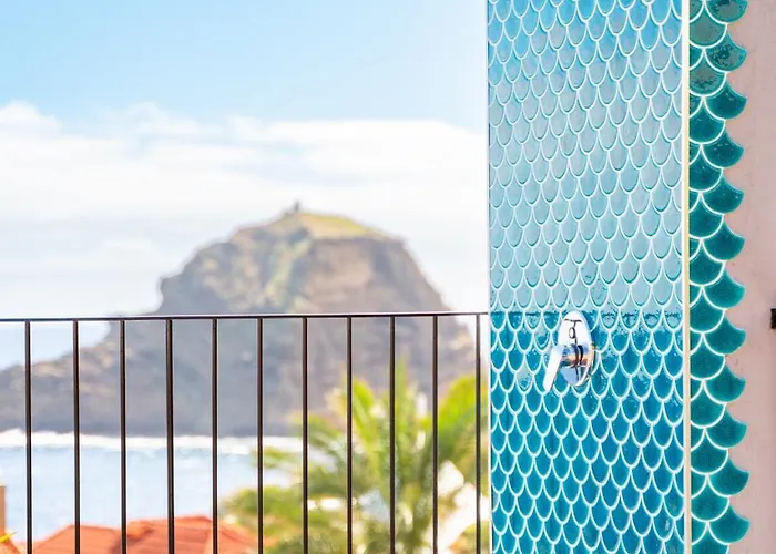 By Aqua Natura 4* Porto Moniz