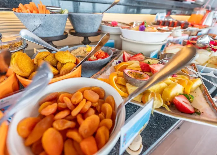 By Aqua Natura 4* Porto Moniz