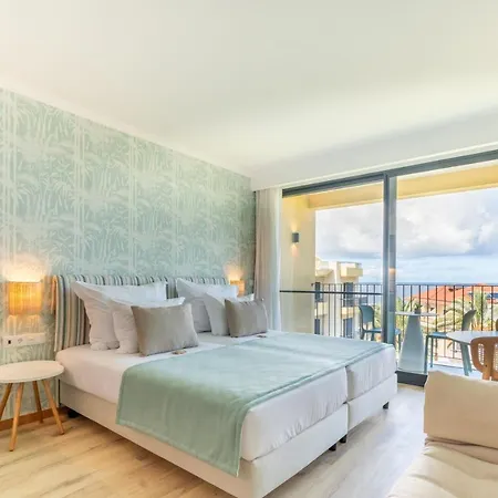 By Aqua Natura Apart Otel Porto Moniz