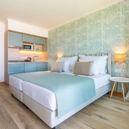 By Aqua Natura 4* Porto Moniz